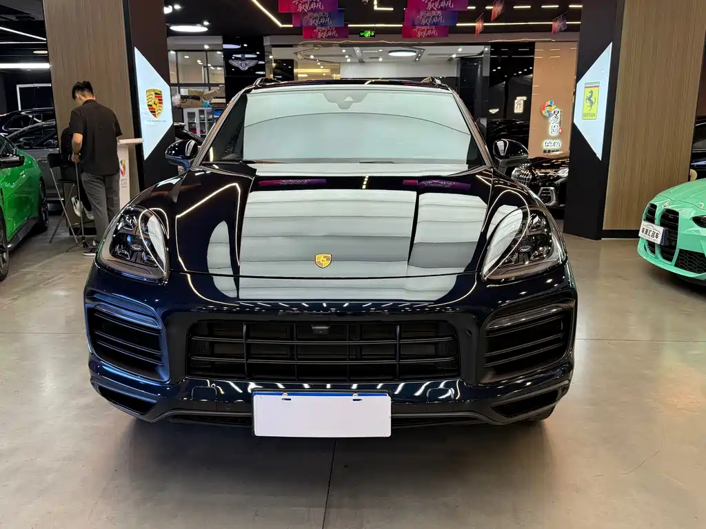 Porsche Cayenne 2024