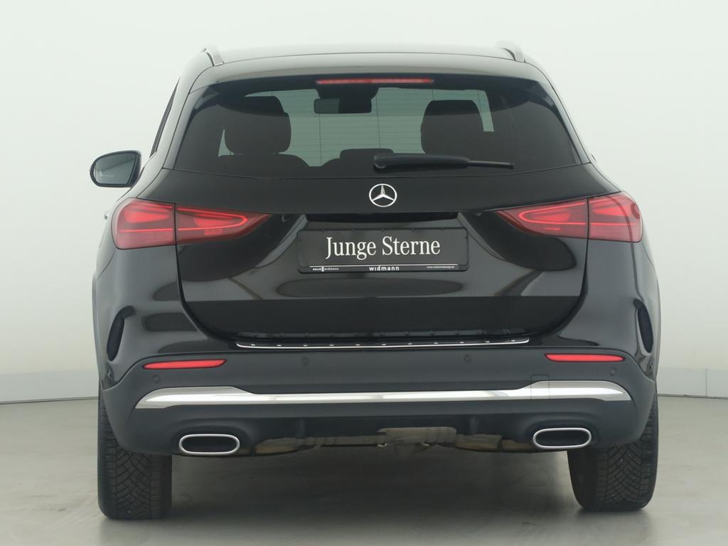Mercedes-Benz GLA 200 2025