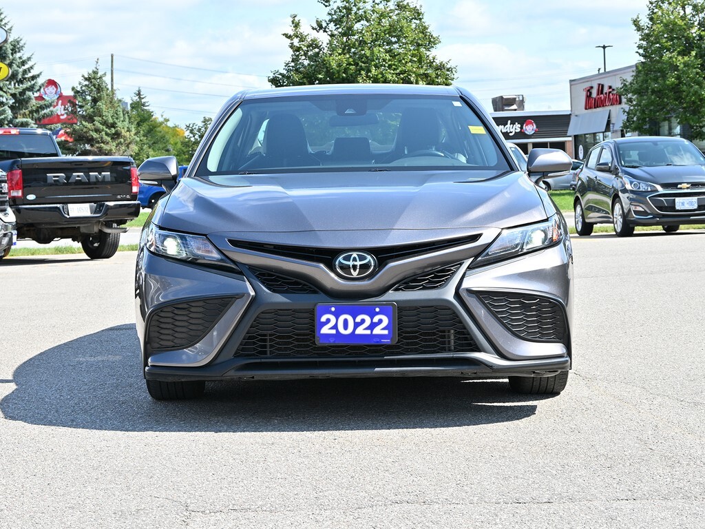 Toyota Camry 2022