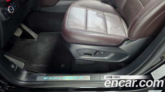 Ford Explorer 2024