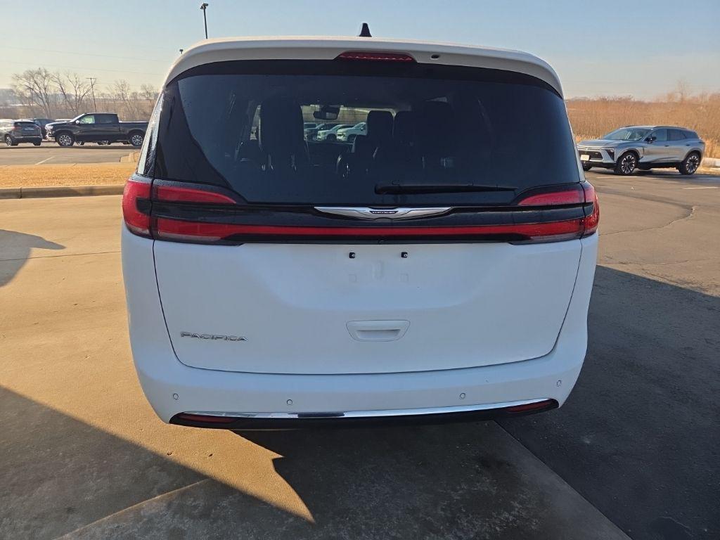 Chrysler Pacifica 2024
