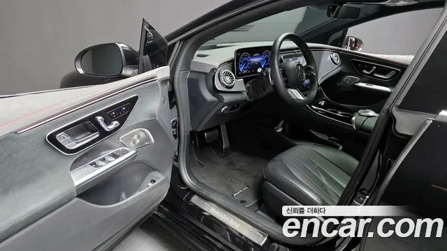 Mercedes-Benz EQE 2024