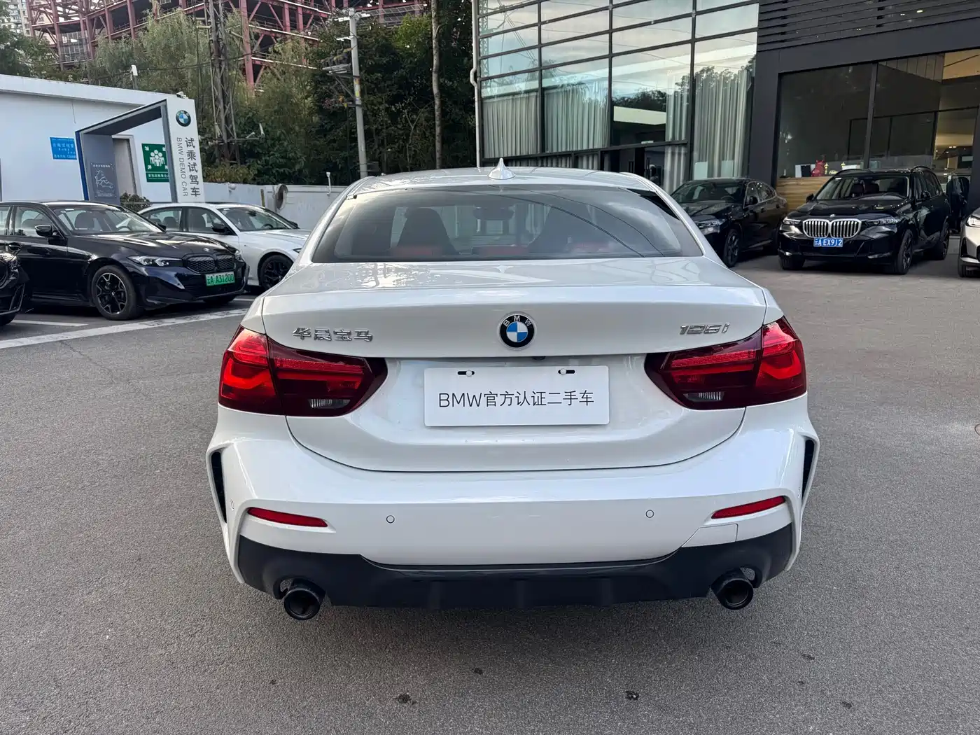 BMW 1 серии 2023
