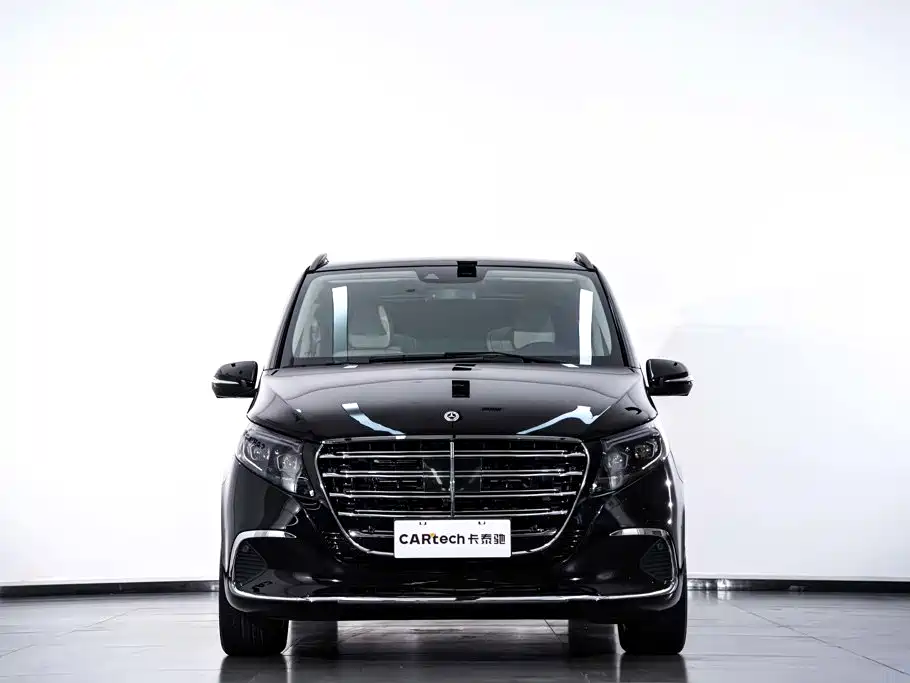 Mercedes-Benz V-Класс 2024