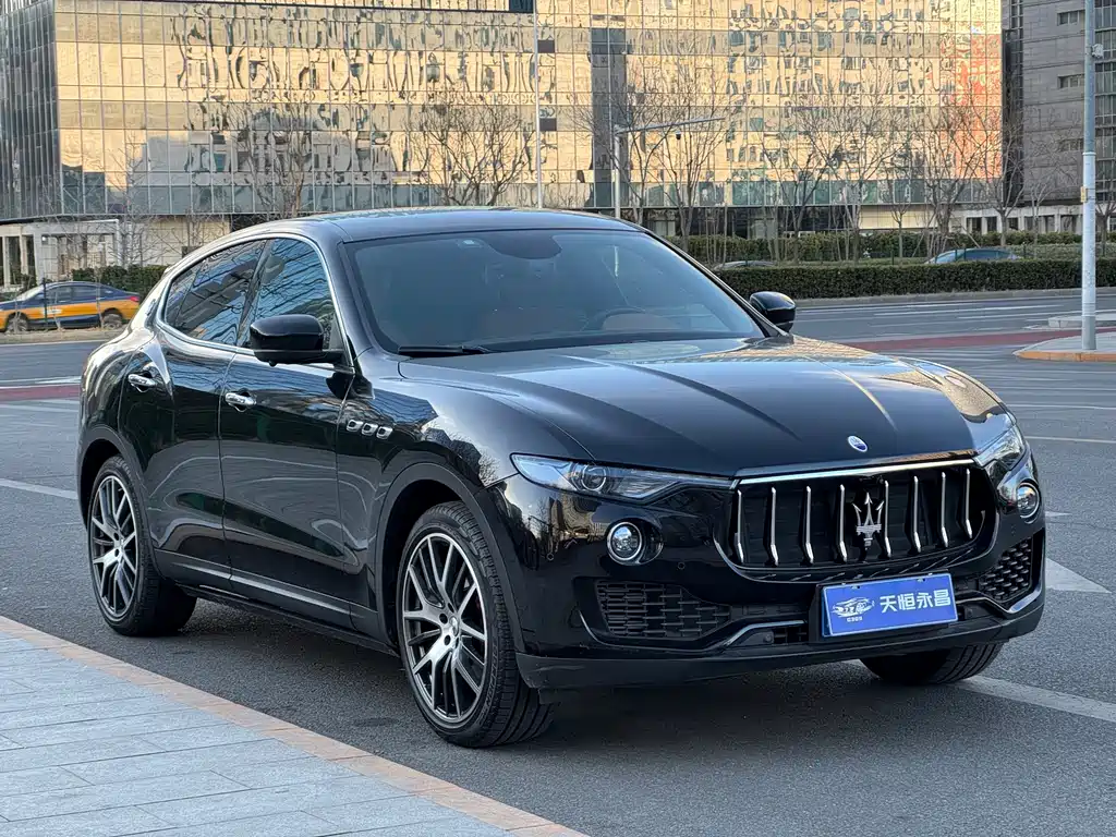 Maserati Levante 2022
