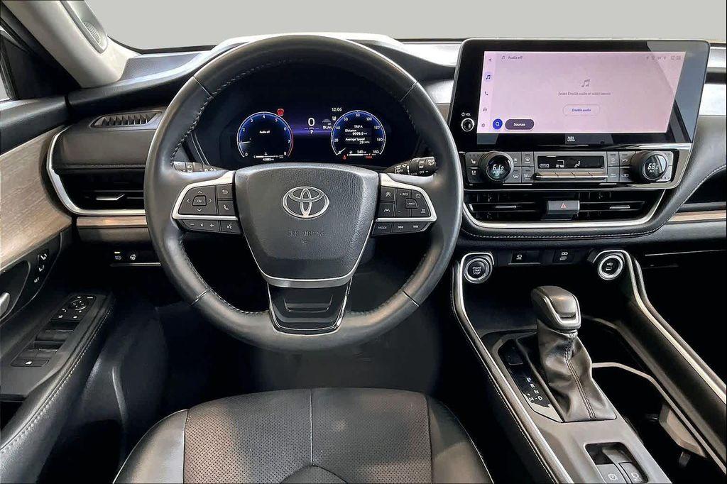 Toyota Grand Highlander 2024
