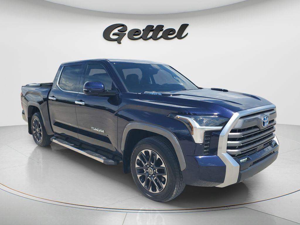 Toyota Tundra 2024