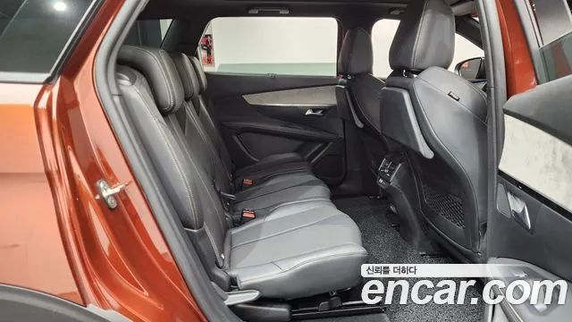 Peugeot 5008 2022