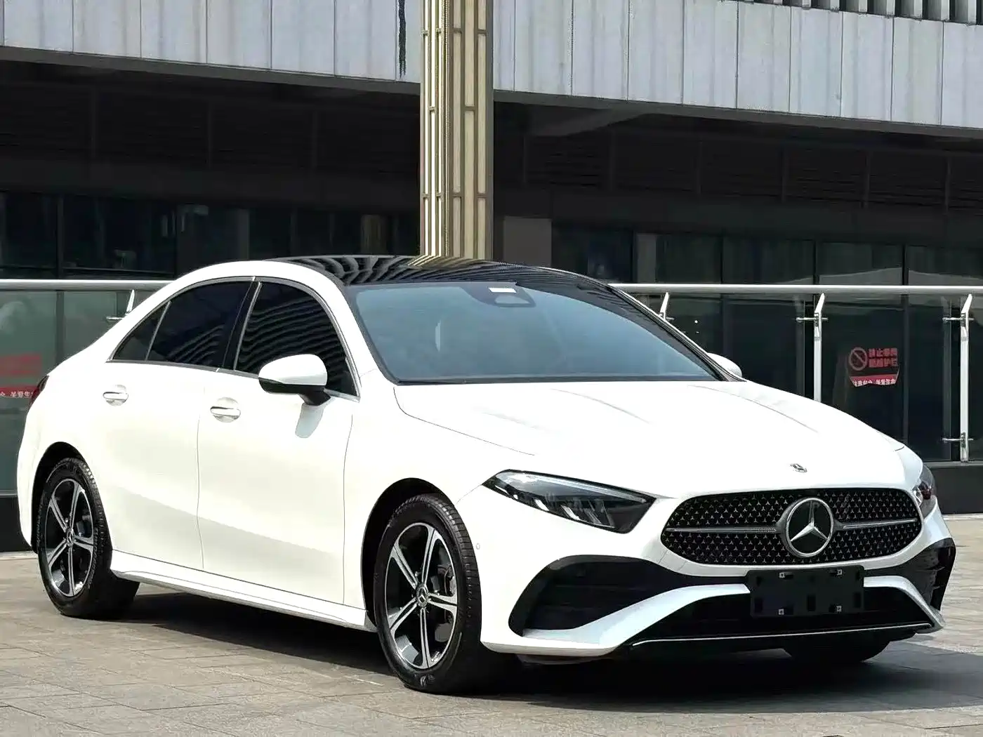 Mercedes-Benz A-Класс 2023