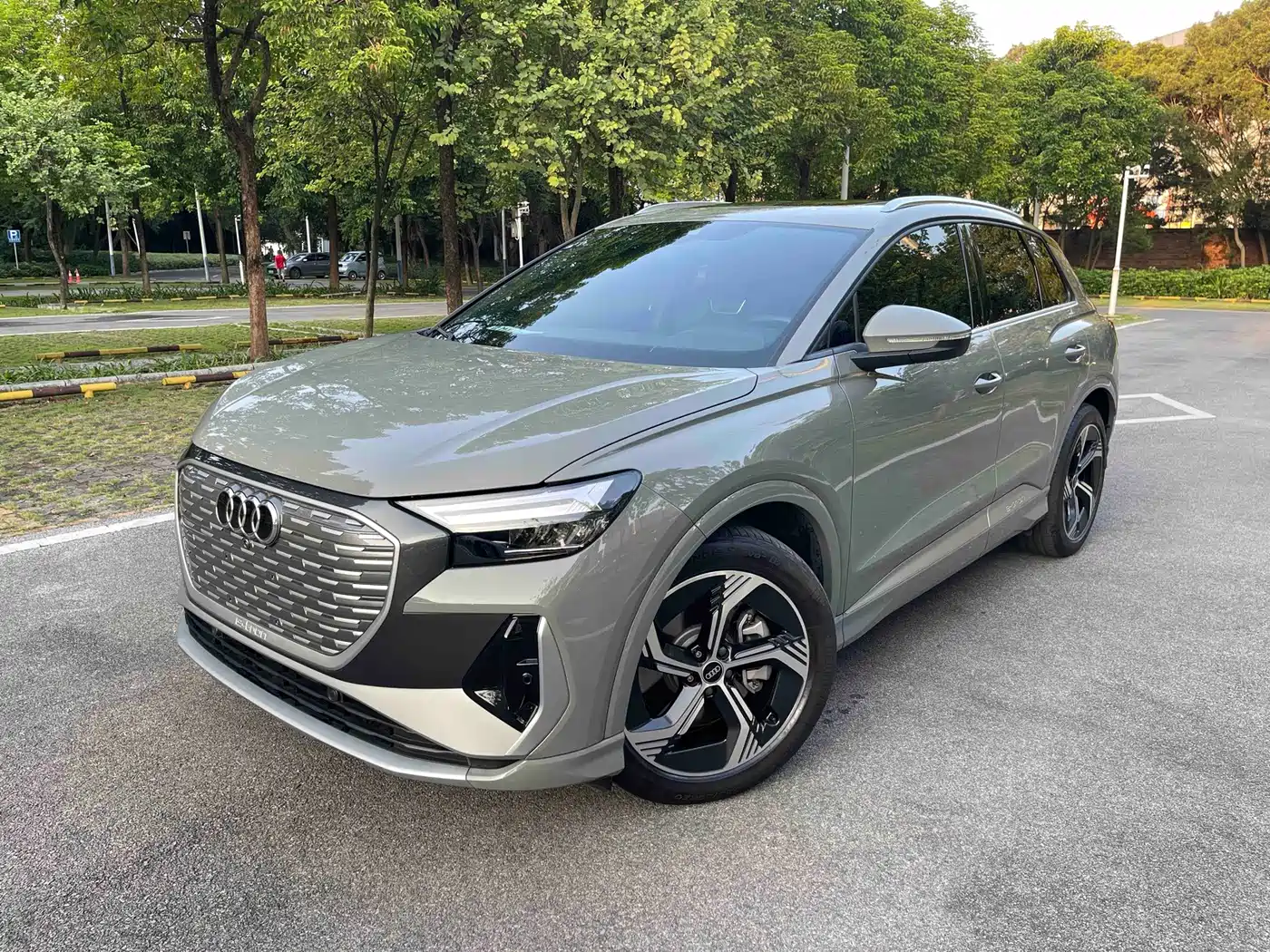 Audi Q4 e-tron 2024