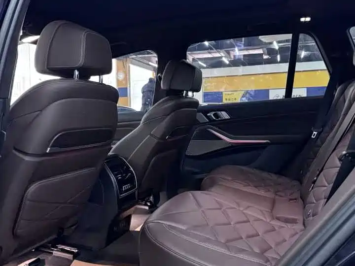 BMW X5 2023