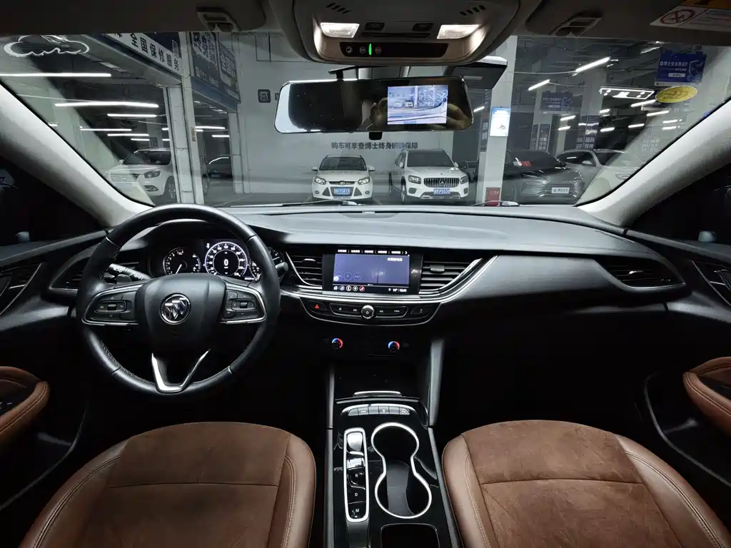 Buick Regal 2021