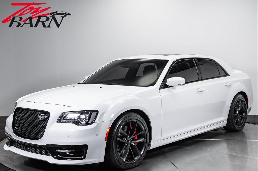 Chrysler 300 2023