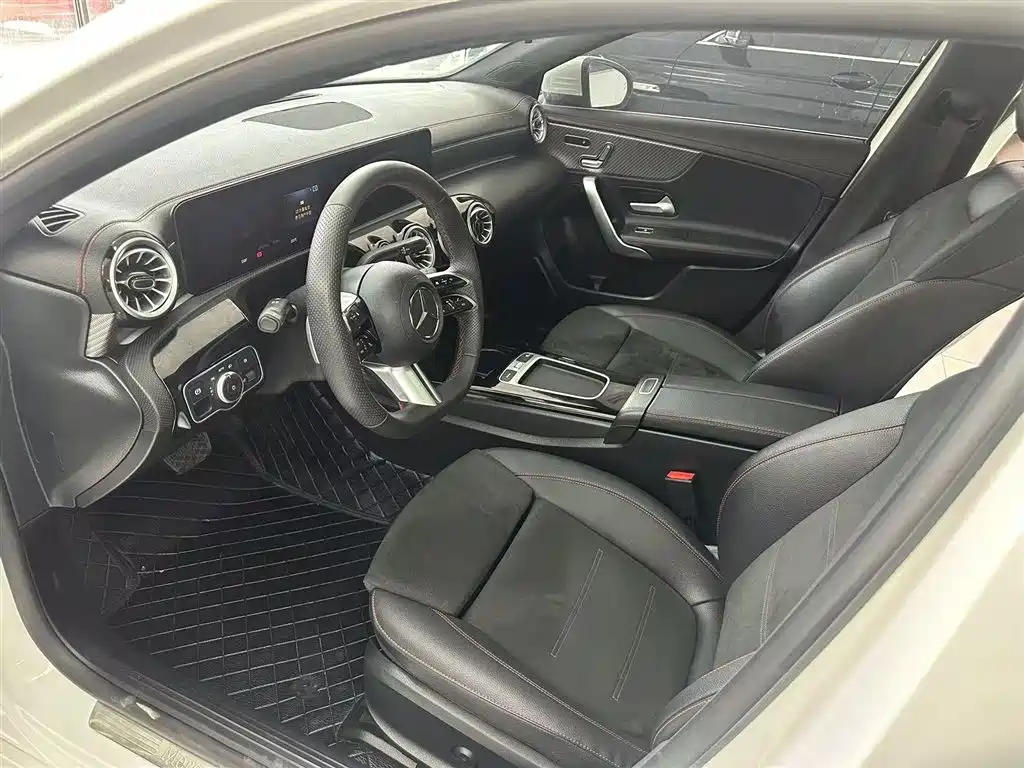 Mercedes-Benz A-Класс 2025