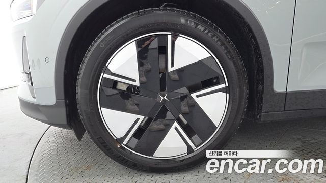 Polestar 2 2025