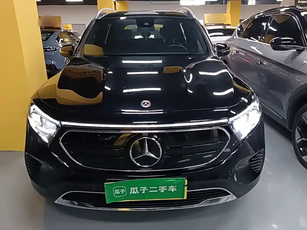 Mercedes-Benz EQB 2023