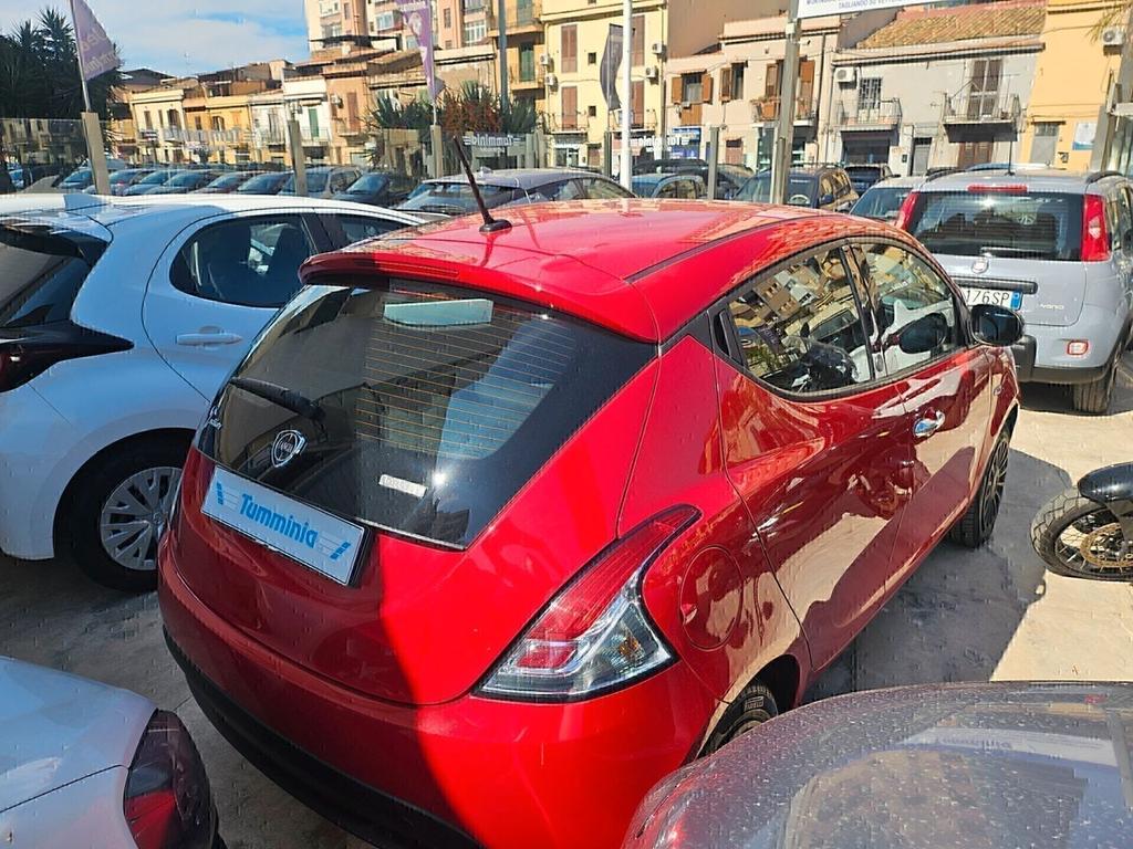 Lancia Ypsilon 2021