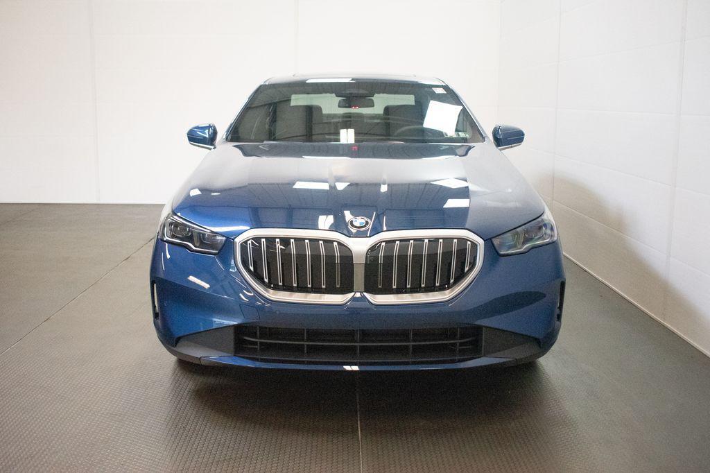 BMW 530 2027