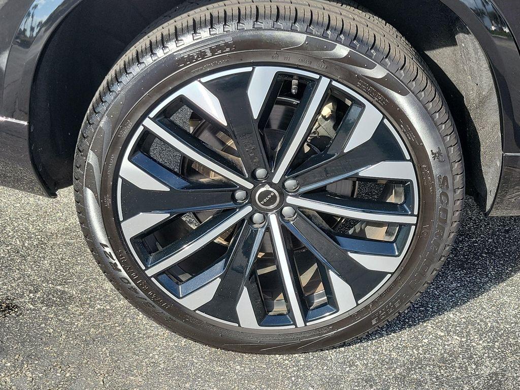 Volvo XC90 2025