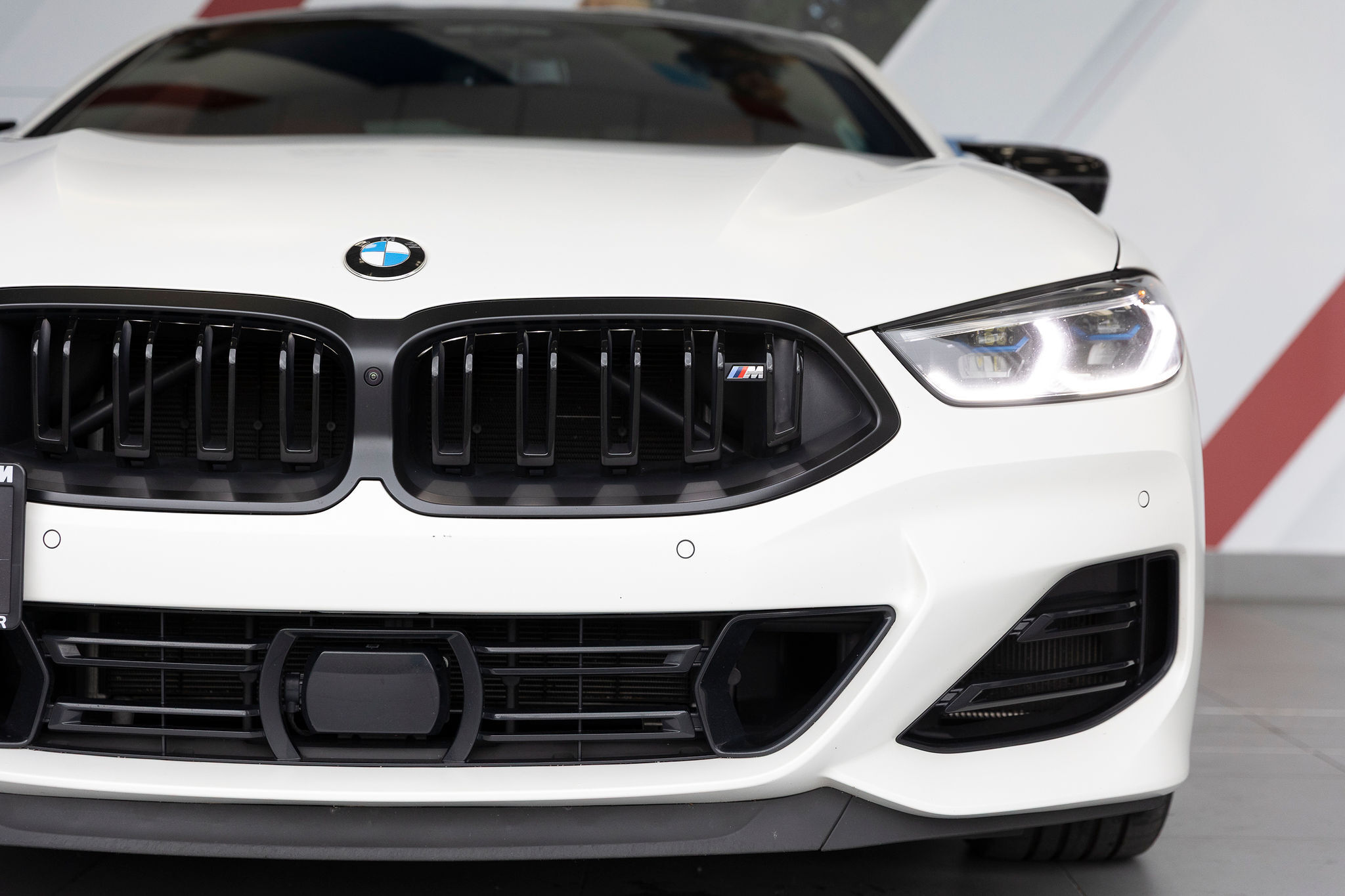 BMW 8 серии 2024