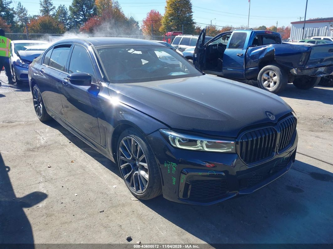 BMW 750 2022