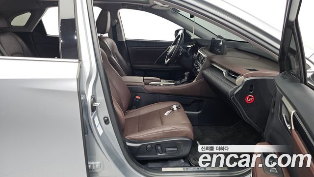 Lexus RX 2022