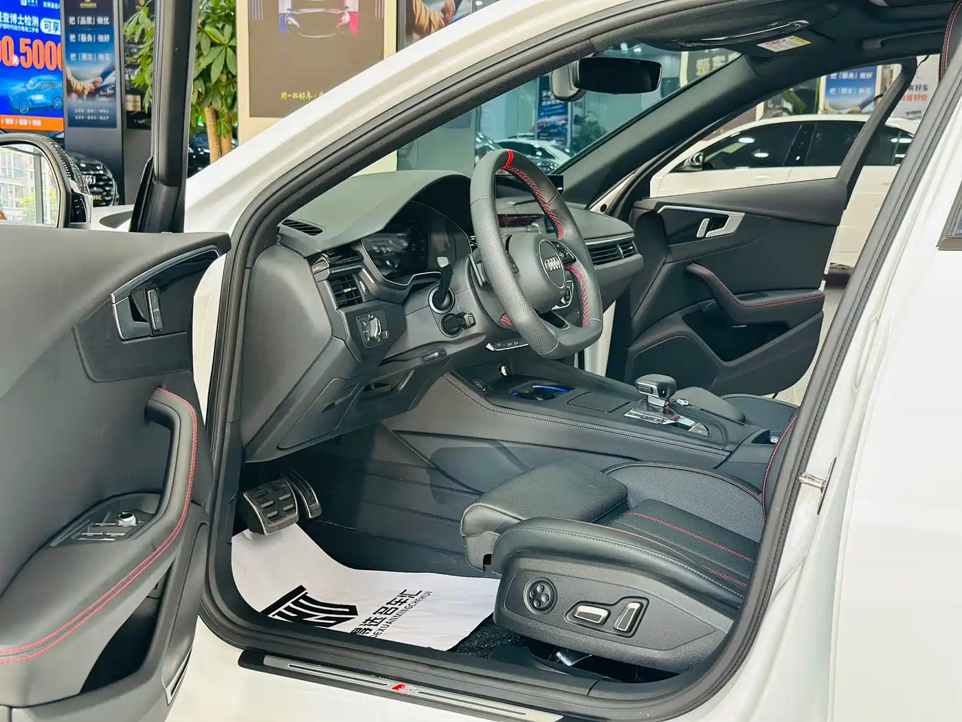 Audi A4 2025