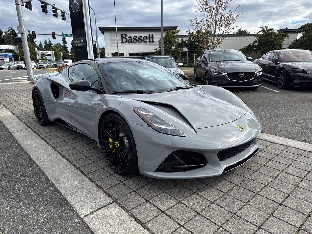 Lotus Emira 2024