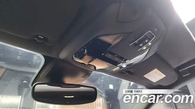Maserati Ghibli 2022