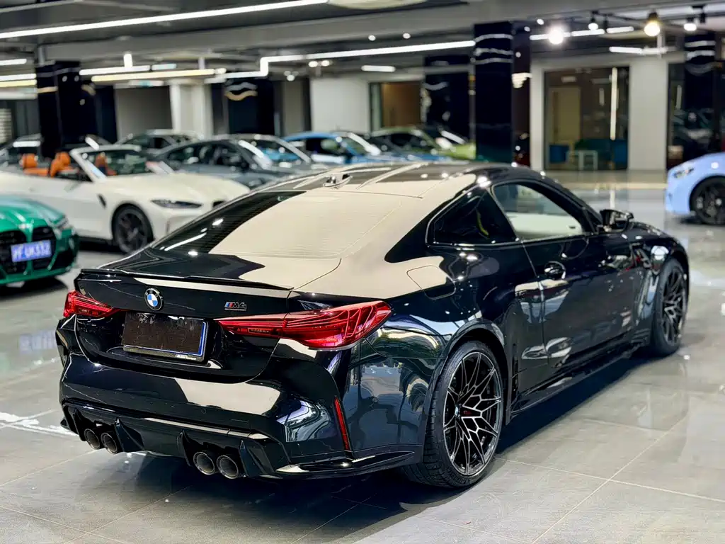 BMW M4 2024
