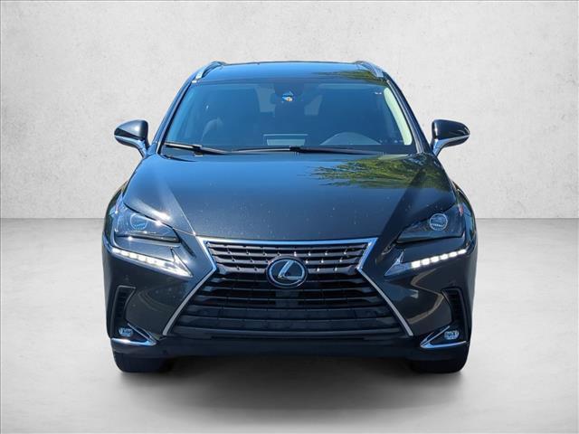Lexus NX 300 2021