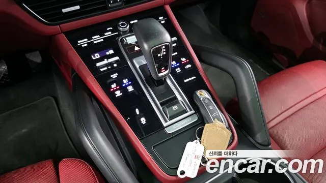 Porsche Cayenne 2022
