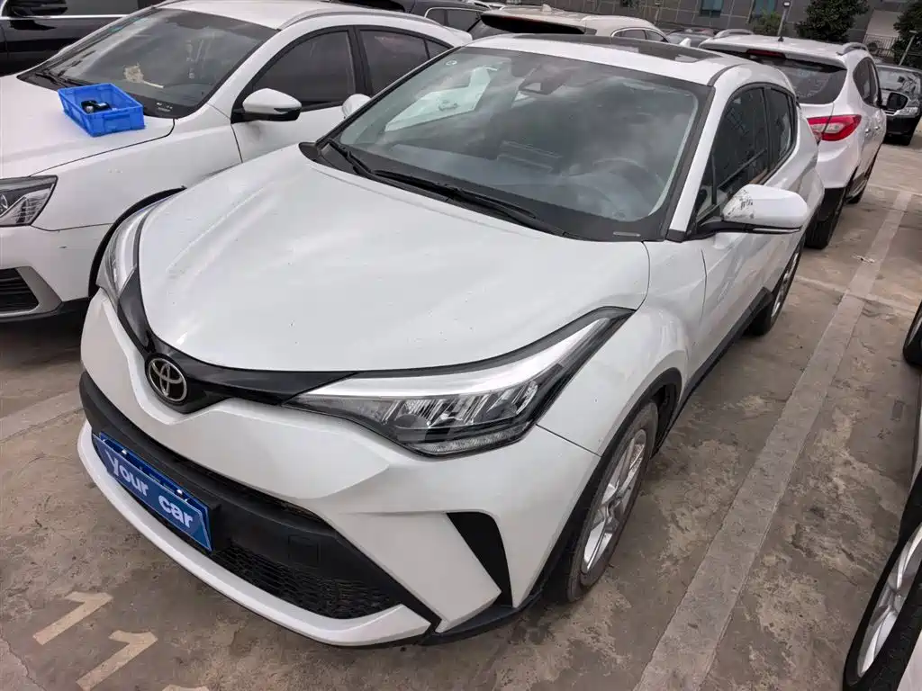 Toyota C-HR 2023