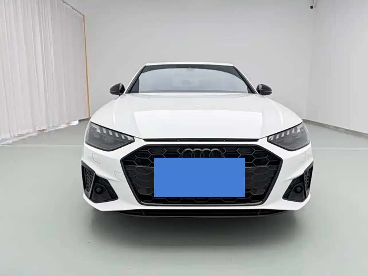 Audi A4 2024