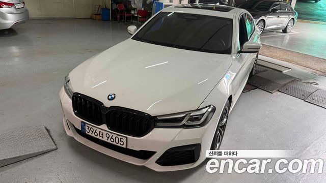 BMW 5 серии 2022