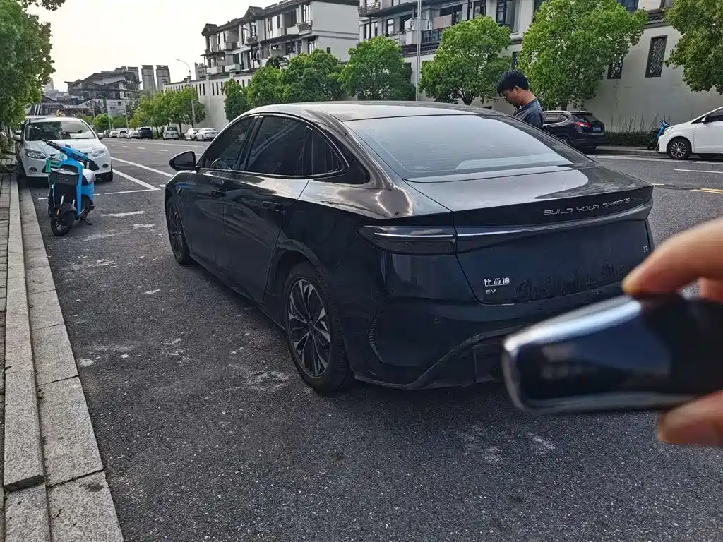 BYD Seal 2023
