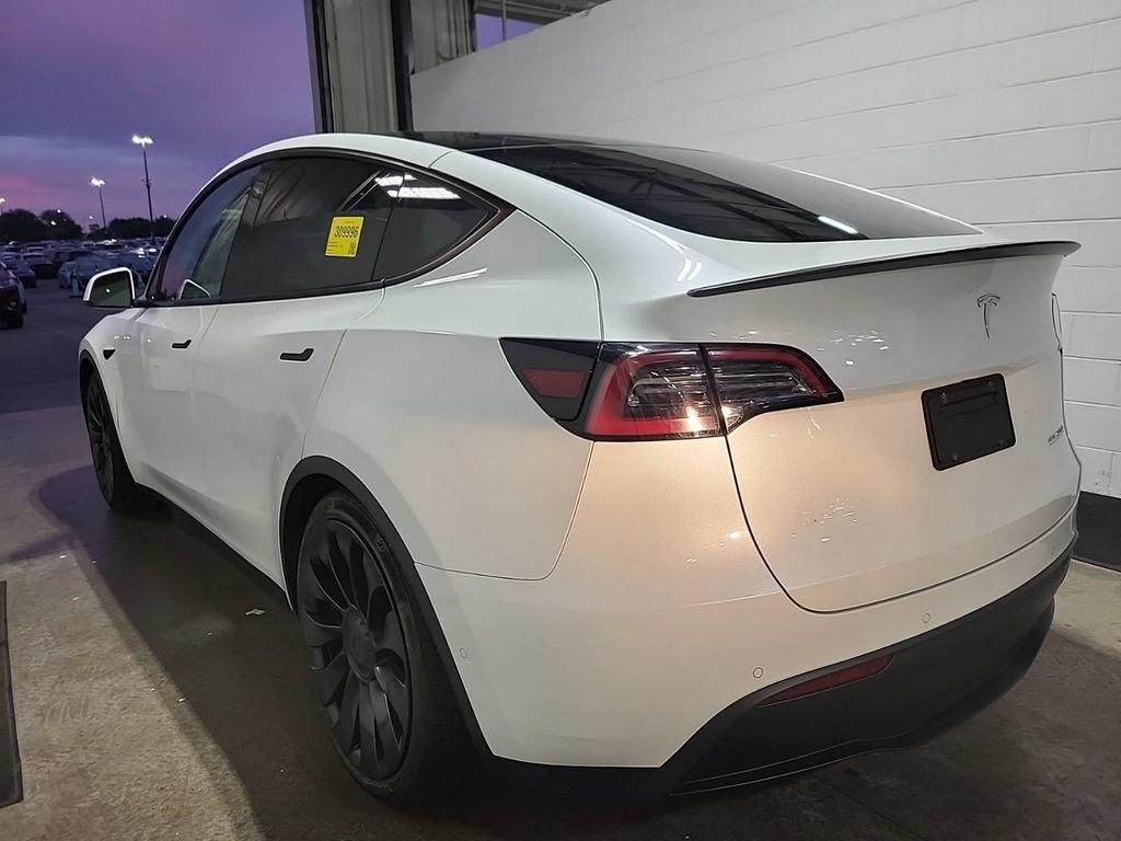 Tesla Model Y 2022
