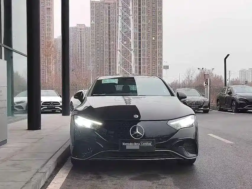 Mercedes-Benz EQE 2025