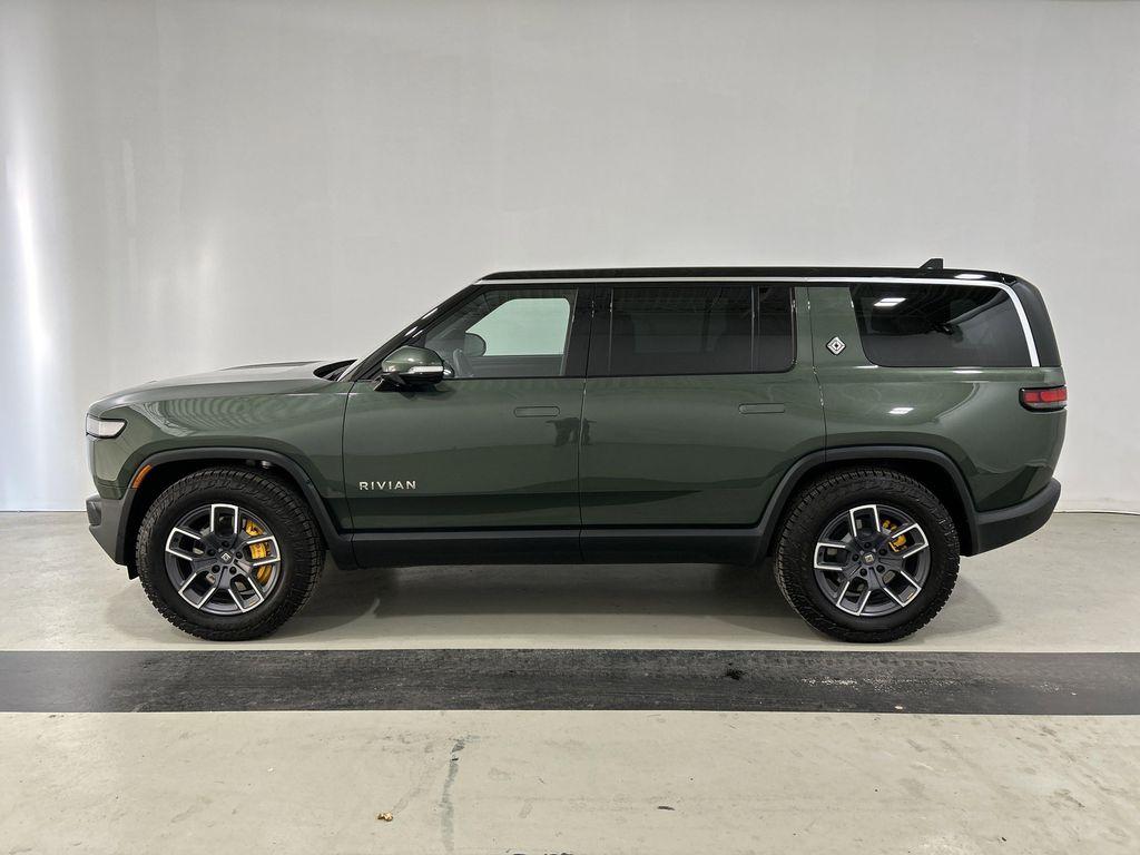 Rivian R1S 2024