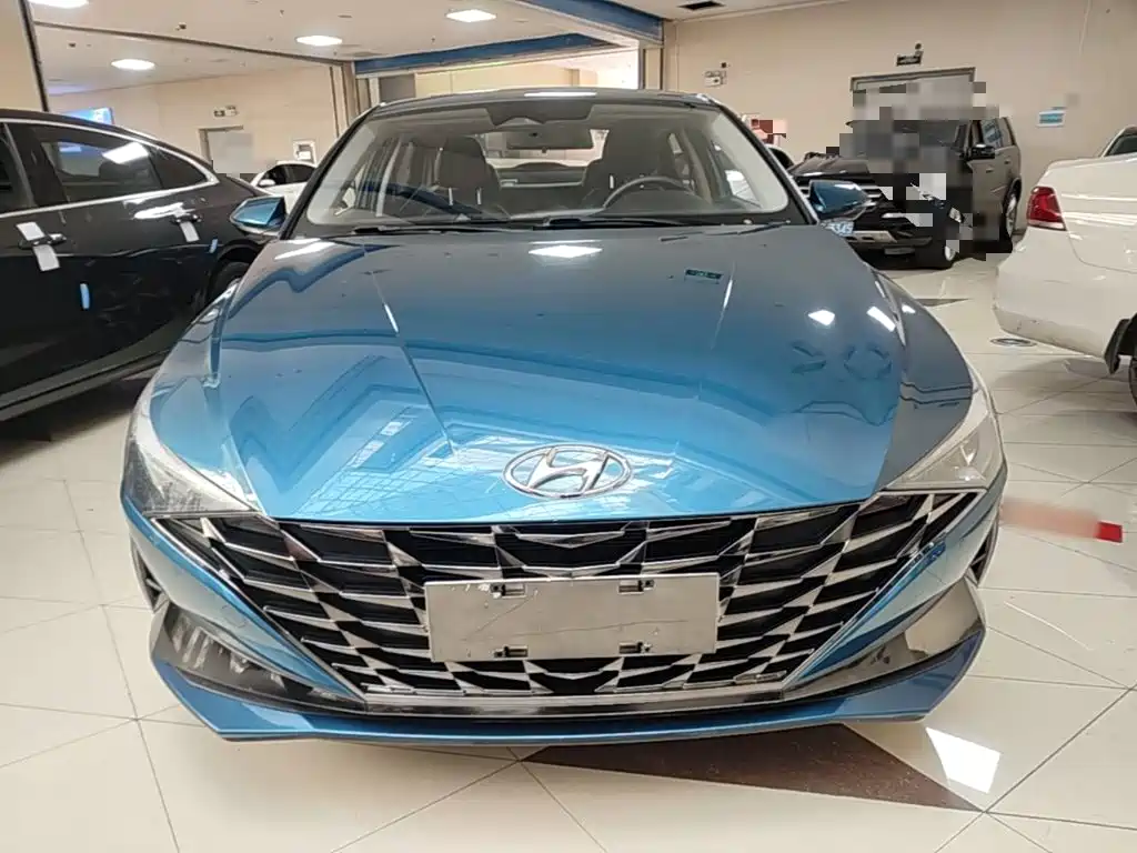 Hyundai Elantra 2021