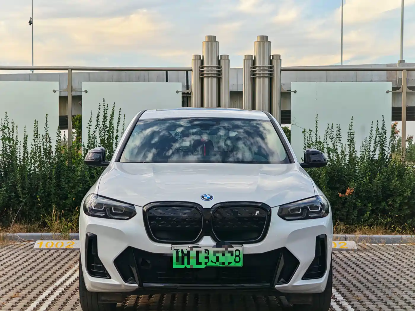 BMW iX3 2023