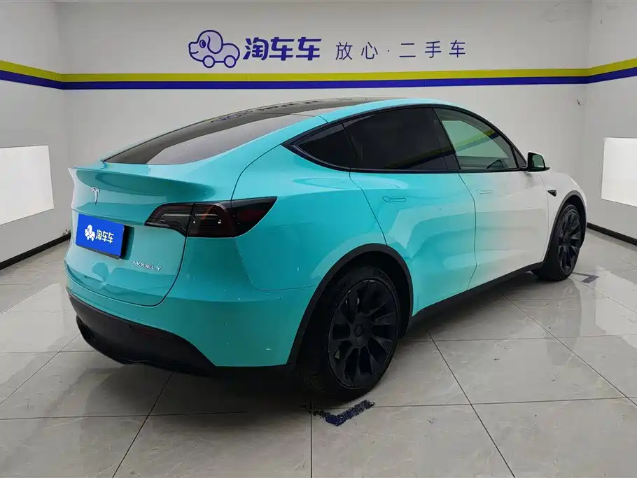 Tesla Model Y 2022