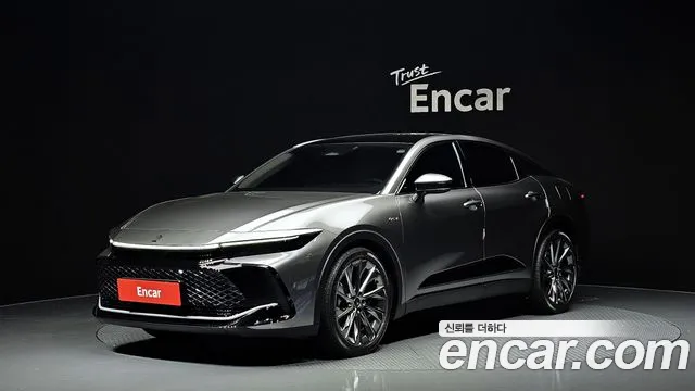 Toyota Crown 2024