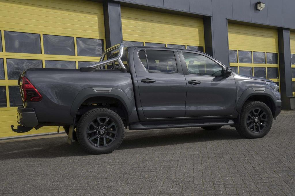 Toyota Hilux 2023