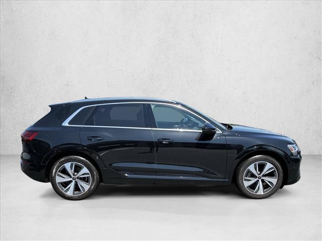 Audi Q8 e-tron 2024