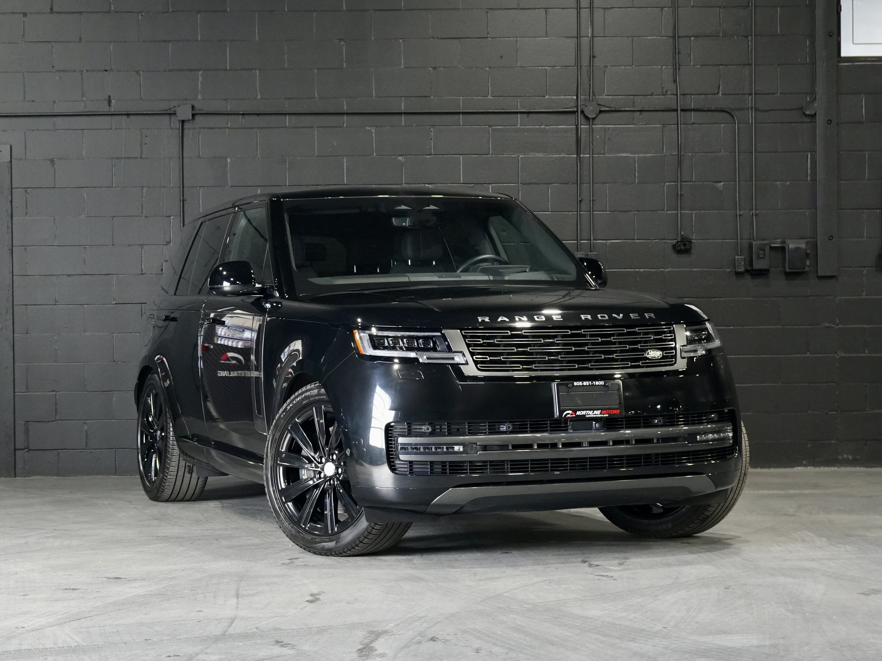 Land Rover Range Rover 2023