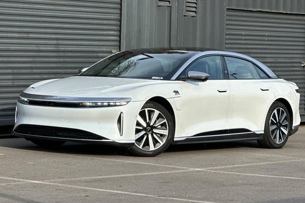Lucid Air 2022