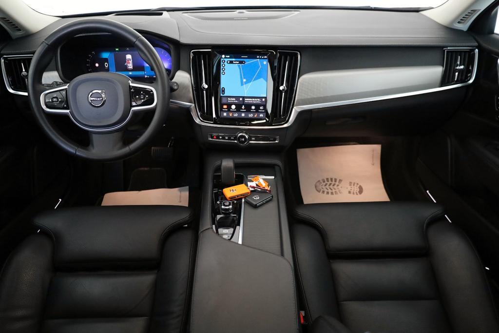 Volvo V90 Cross Country 2022