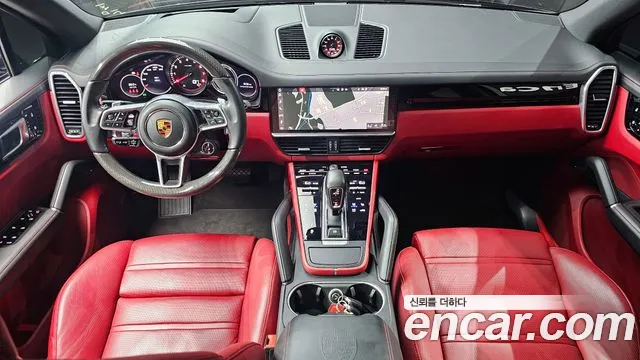 Porsche Cayenne 2021