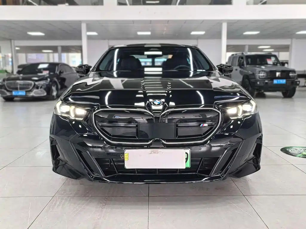 BMW i5 2024